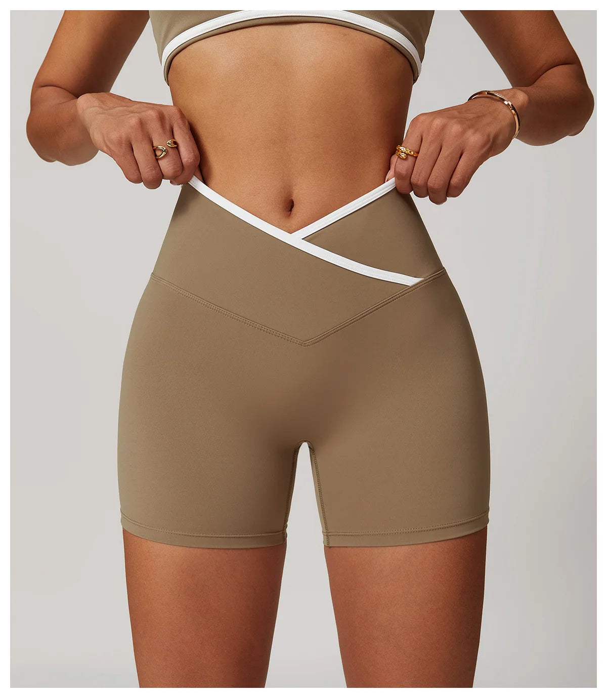 A&A Flexi Color Block V Waist Shorts