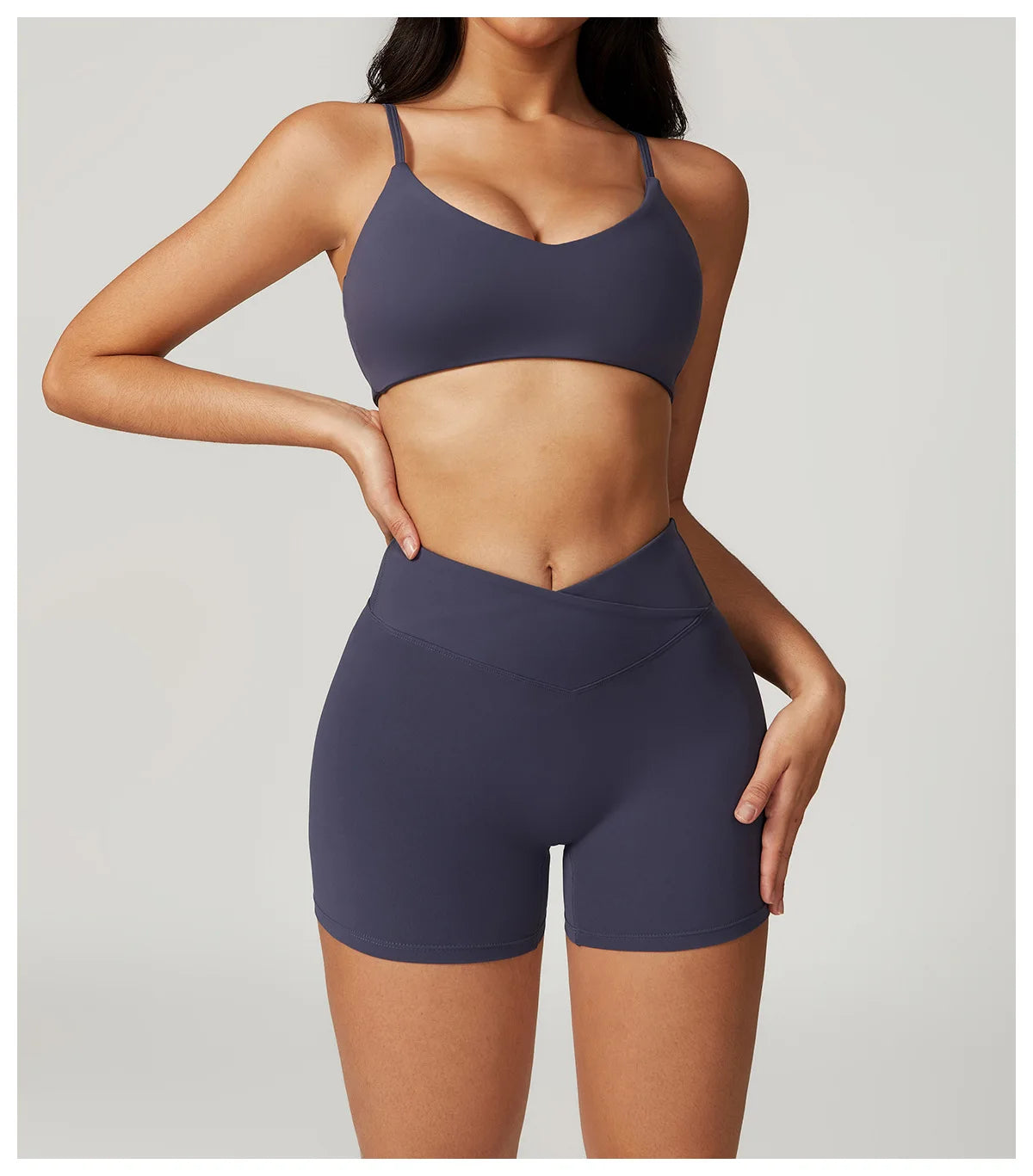 Ensemble soutien-gorge de sport et short V Scrunch A&amp;A ProSculpt