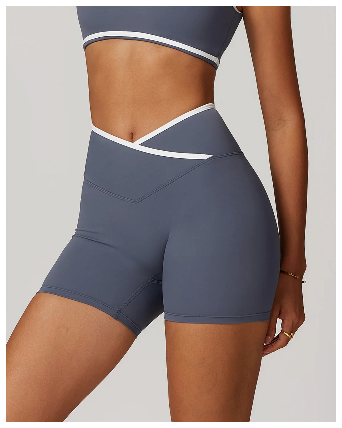 A&A Flexi Color Block V Waist Shorts