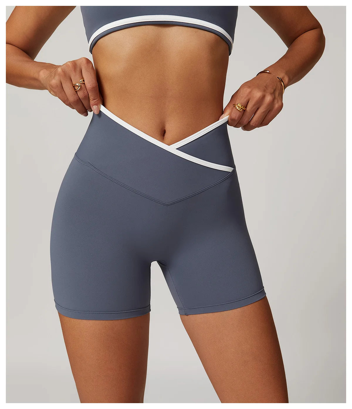 A&A Flexi Color Block V Waist Shorts