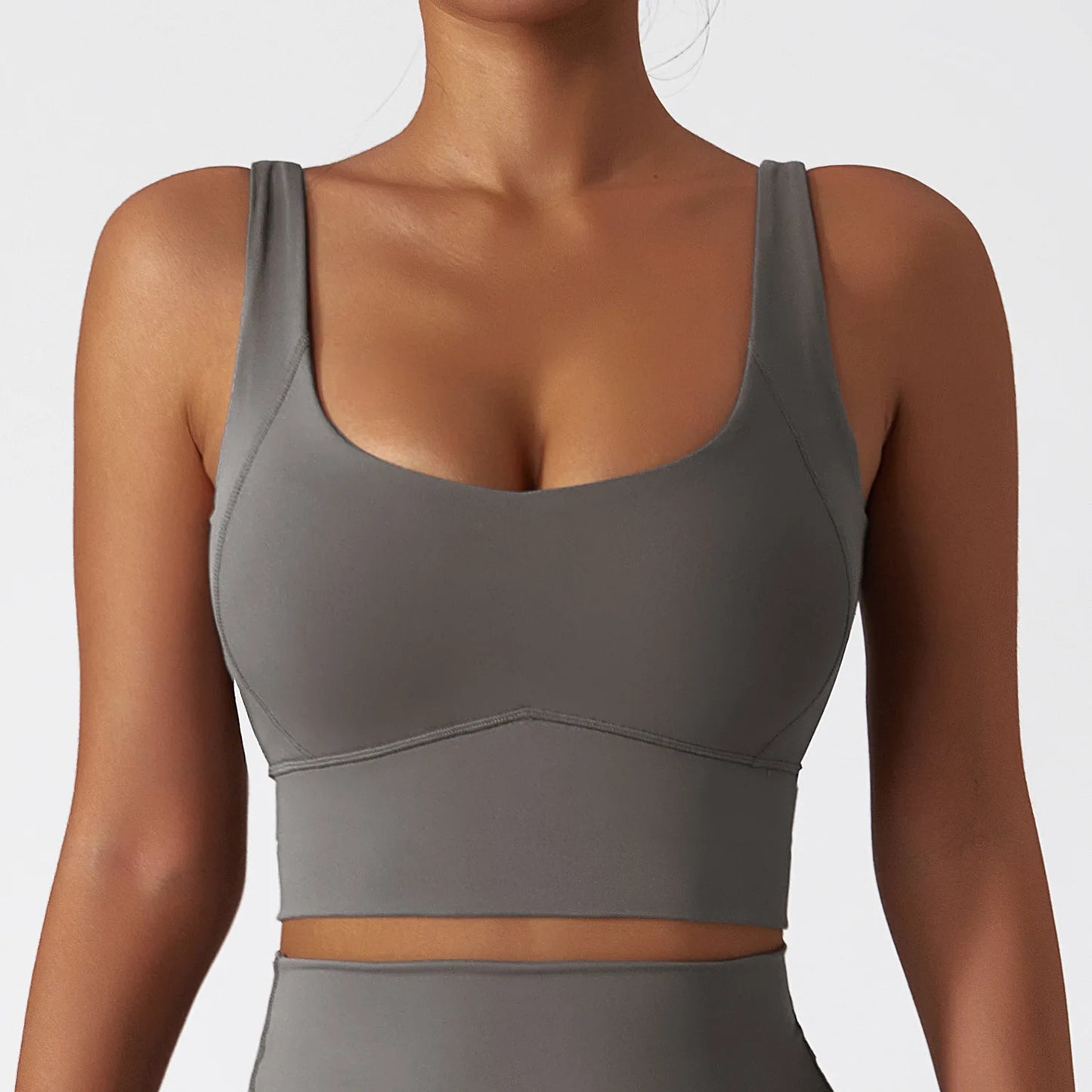 A&A ProSculpt Seam Sports Bra