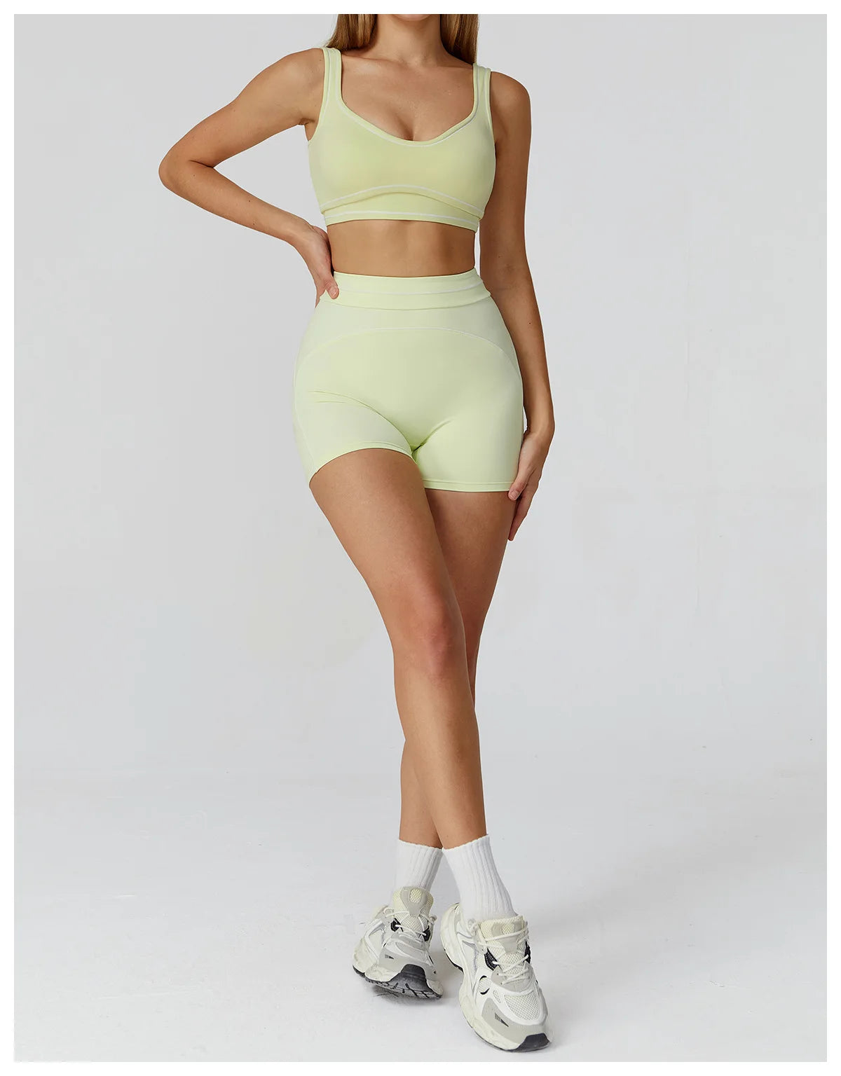A&A Flexi Streamlined Sports Bra & Shorts Set